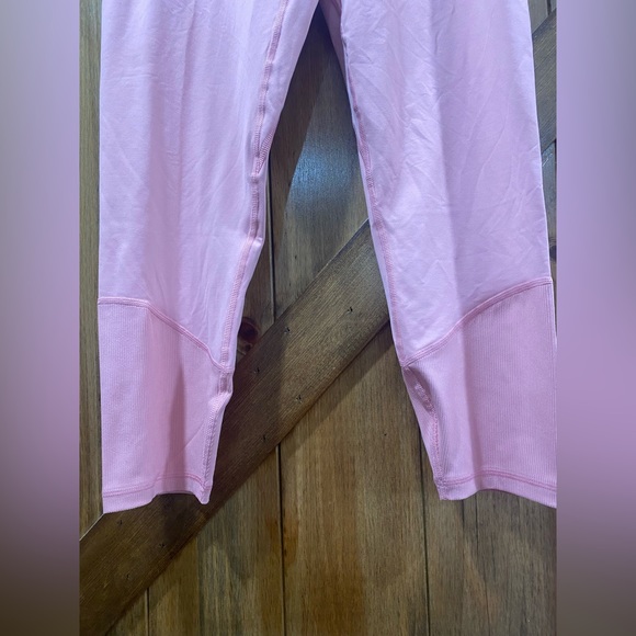 Under Armour Women's UA Meridian Rib Waistband Ankle Leggings activewear - Picture 4 of 5